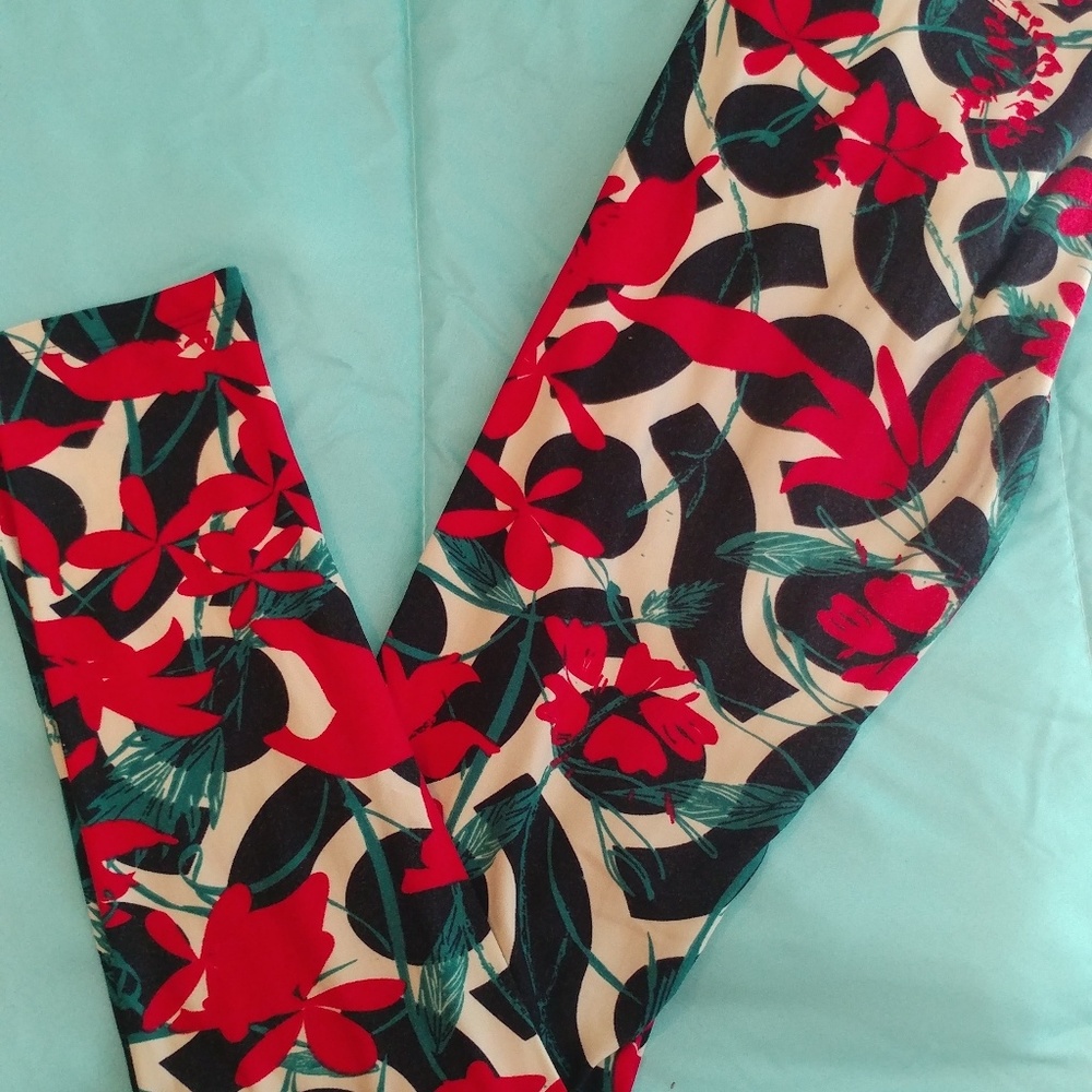 Lularoe OS Floral Leggings